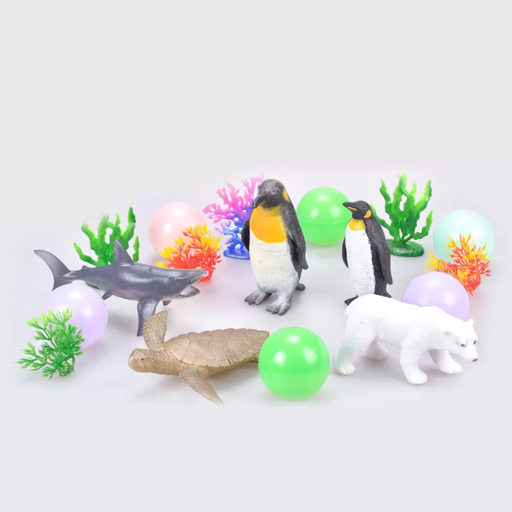 Little Story 17Pcs Ocean World Bucket Set 5Pcs With Marine Animal 5Pcs Ocean Ball Accessories and 1 Basket-Multicolor